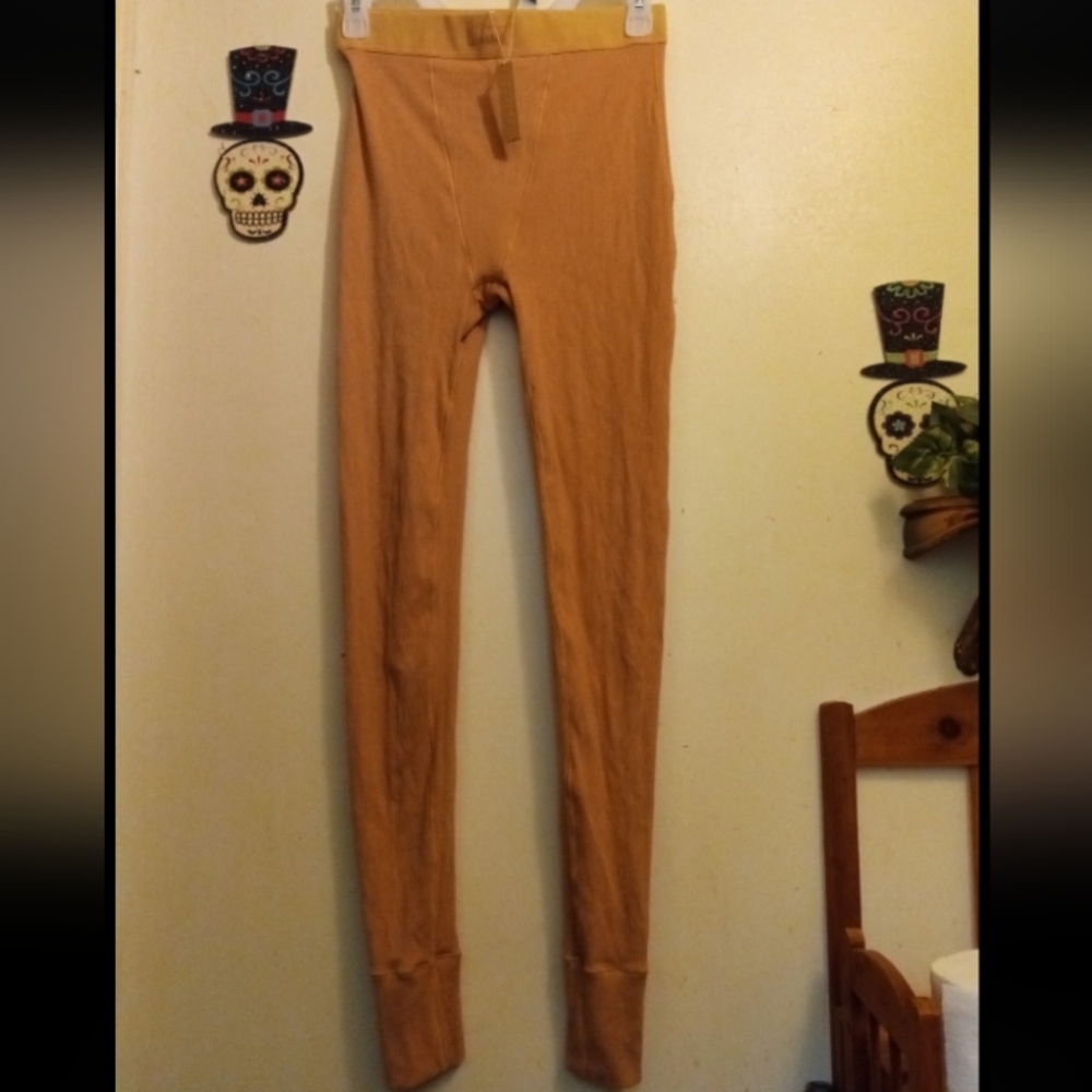 SKIMS Tan Leggings
